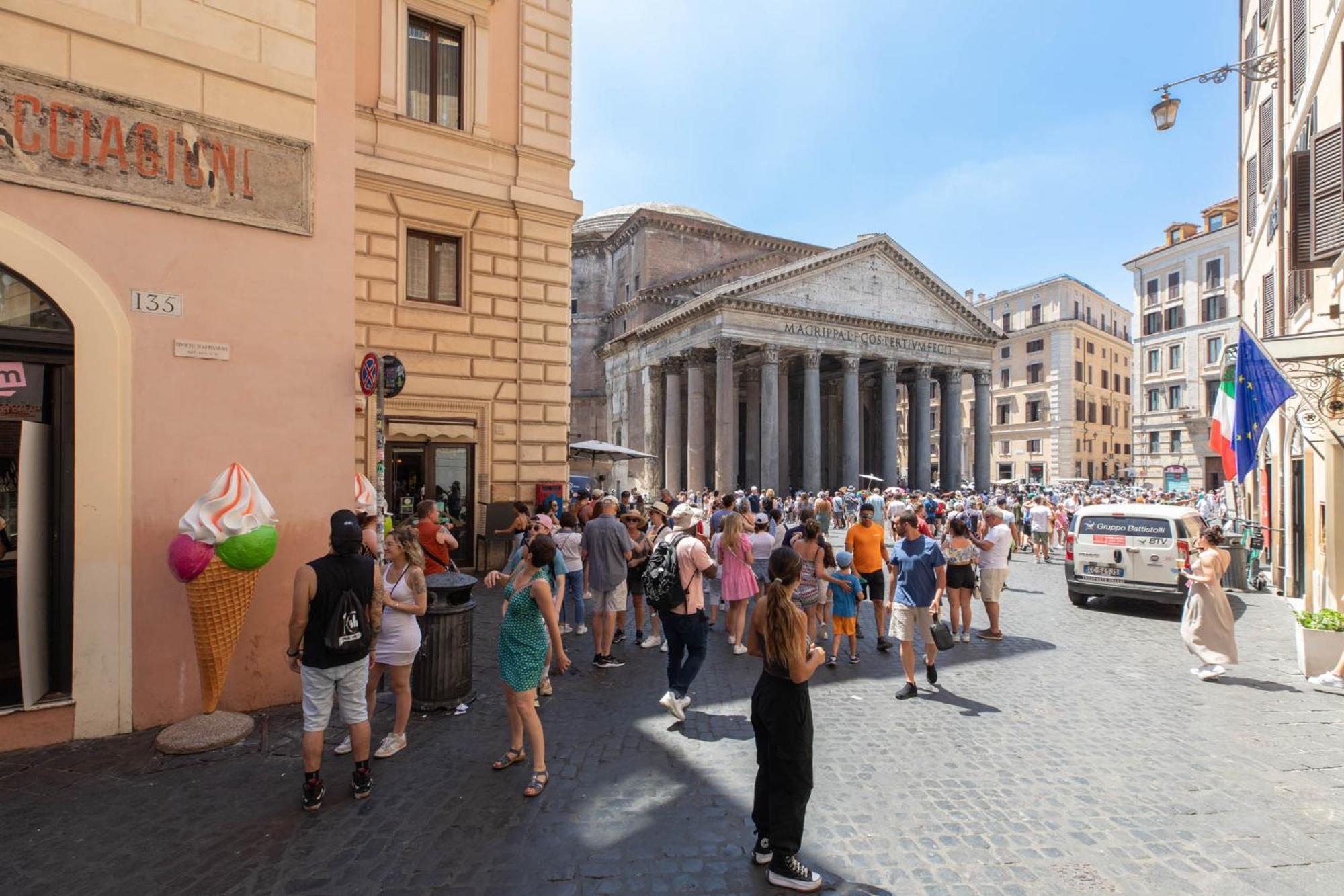 Iflat Pantheon'S Roomy And Friendly Apartment Rom Exterior foto